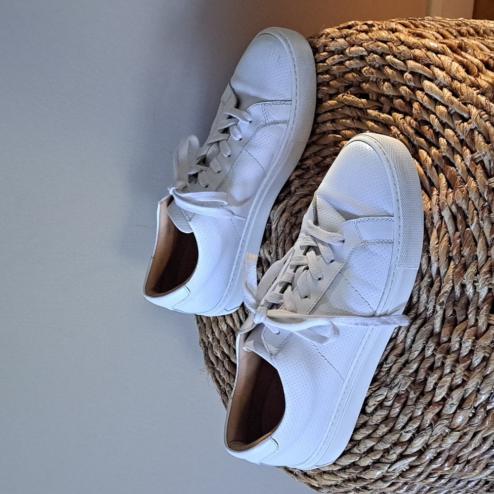 GREATS Brooklyn Womens Perforated White Italian Leather Athleisure Sneakers S-10